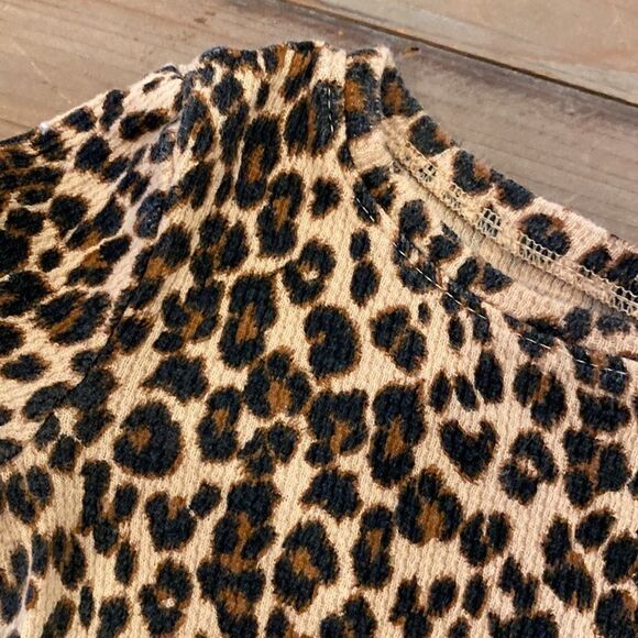 Old Navy Infant Leopard Shirt Long Sleeve Animal Print Top 12-18 Month - Picture 5 of 8
